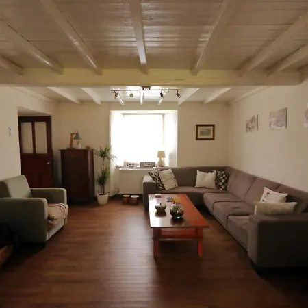 La Ferme De *